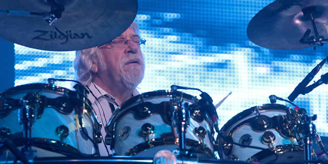 Ir a la Web Oficial de Graeme Edge Band Graeme Edge Band
