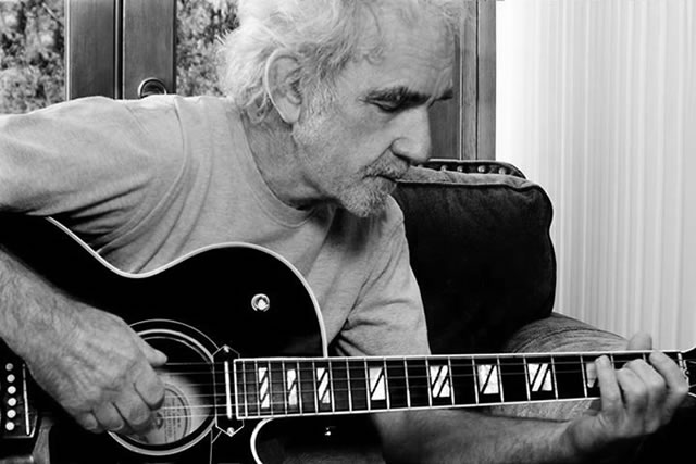 Ir a la Web Oficial de J. J. Cale J. J. Cale