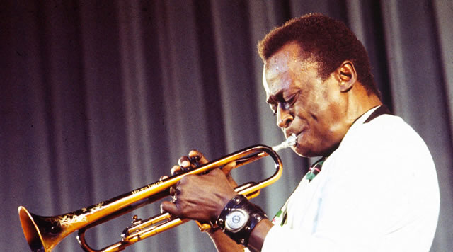 Ir a la Web Oficial de Miles Davis Miles Davis