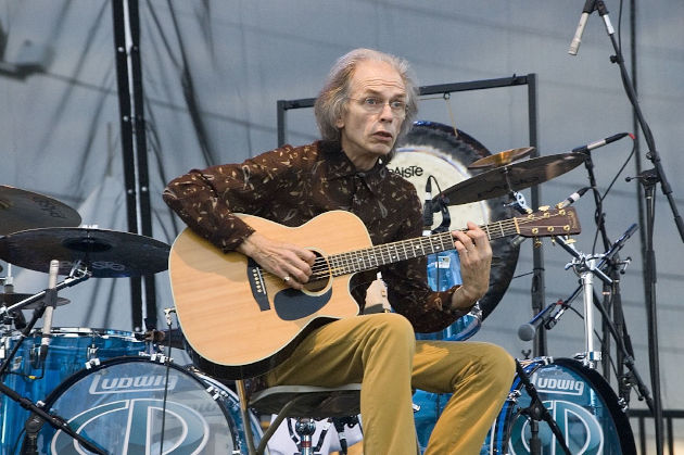 Ir a la Web Oficial de Steve Howe Steve Howe
